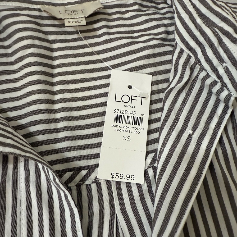 loft cropped button down - Picture 3 of 3